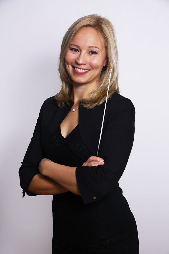 Marjo Riihimäki is the Finnish Symphonic Wind Professionals -orchestra's founder and conductor.